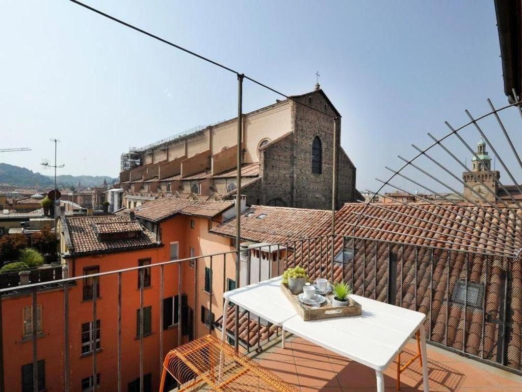 Fulcanelli Apartment Bolonia Exterior foto